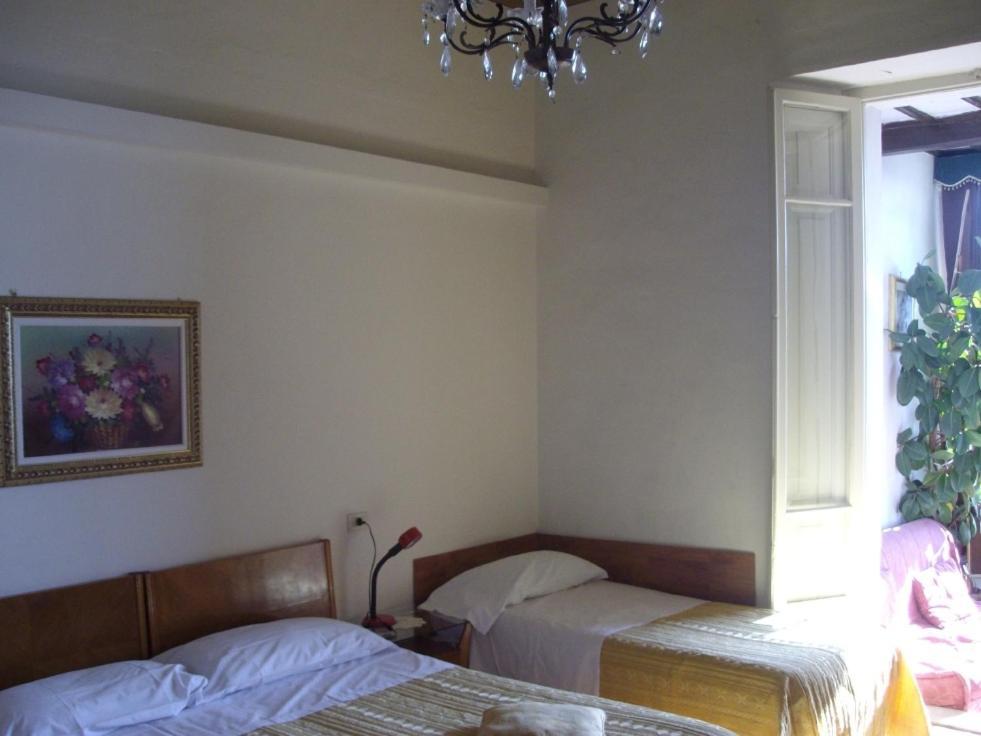 Albergo Anna Pérouse Chambre photo